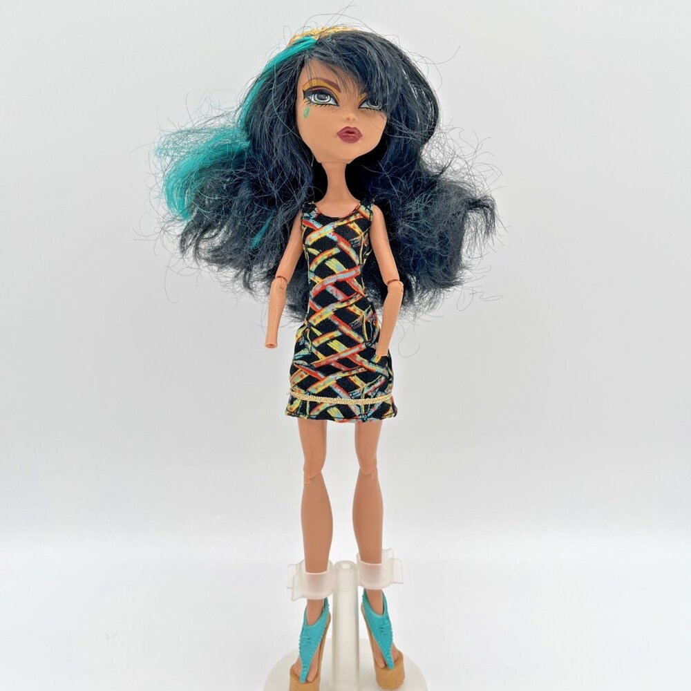 Monster High Cleo De Nile Scaris City Of Frights Doll‎ dress shoes Missing Hands